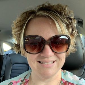 Meet your Posher, Jenny